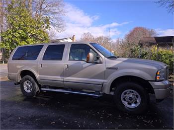 2005 Ford Excursion 6.0 Diesel Limited