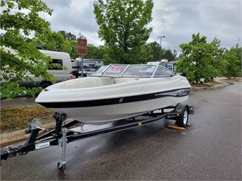 Caravelle Powerboat