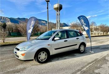 AUTOMATIC 2000 FORD FOCUS 