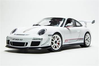 Maisto 2011 Porsche 911 GT3 RS 4.0 Diecast 1/18