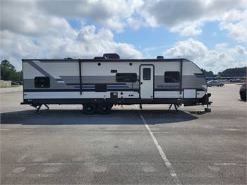 2021 Pioneer Travel Trailer RV