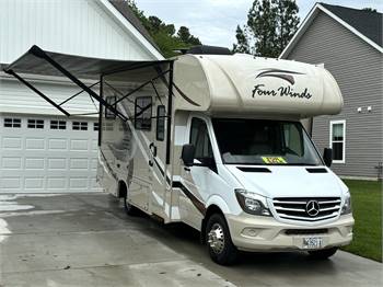 2018 Thor Motor Coach Four Winds