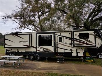 2017 Keystone Alpine 3661FL