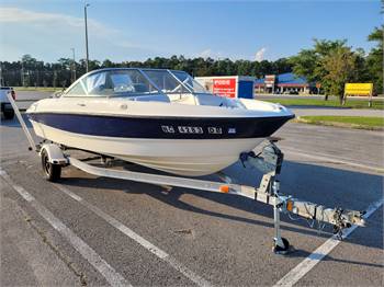 2005 Bayliner 185 Bowrider 
