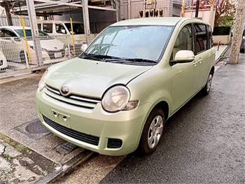 2010 Toyota Sienta