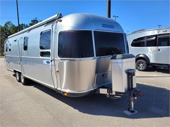 2008 Airstream Classic Limited Travel Trailer RV