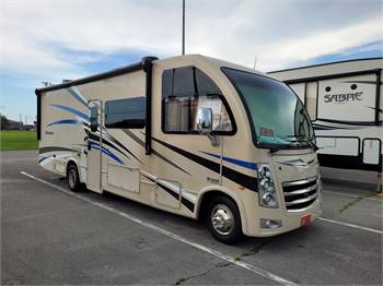 2021 Thor Vegas motorcoach RV