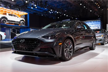 Only One Thing to Say About the 2020 Hyundai Sonata -Damn! | WATCH VIDEO