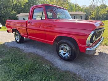 1970 Ford F100 Ranger CLASSIC Truck