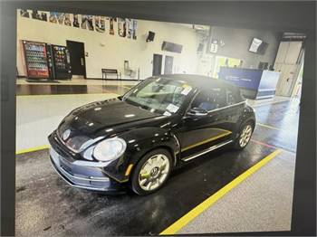 2013 Volkswagen Beetle Diesel Convertible