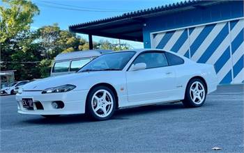 Nissan Silvia Spec-R S15