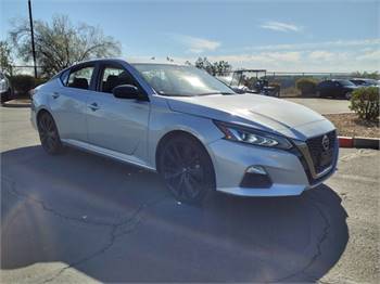 2021 Nissan Altima 2.5 SR 