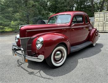 1940 Ford Deluxe Coupe 