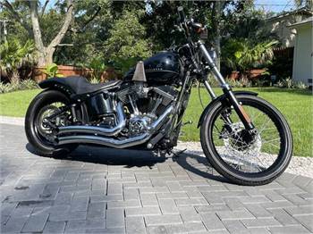 2011 Harley-Davidson FXS Softail Blackline