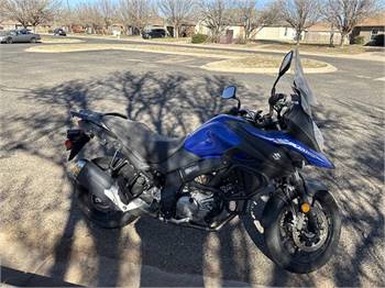 PCS Move, Selling Motorcycle Suzuki V-Strom 650