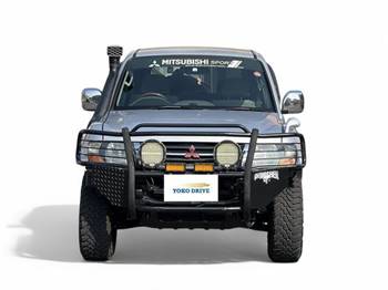 2000 Mitsubishi Pajero Long Exceed