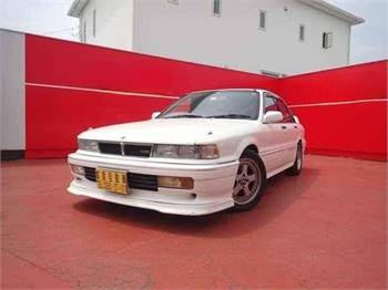 Mitsubishi Galant 