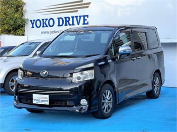 TOYOTA VOXY ZS KIRAMEKI