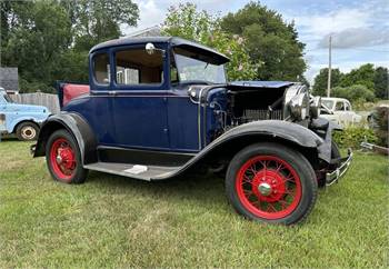 1930 Ford Model A 5 Wheel Coupe 