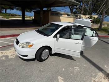 2005 Toyota Corolla LE Sedan 4D