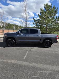 Toyota Tundra Platinum CrewMax 4x4